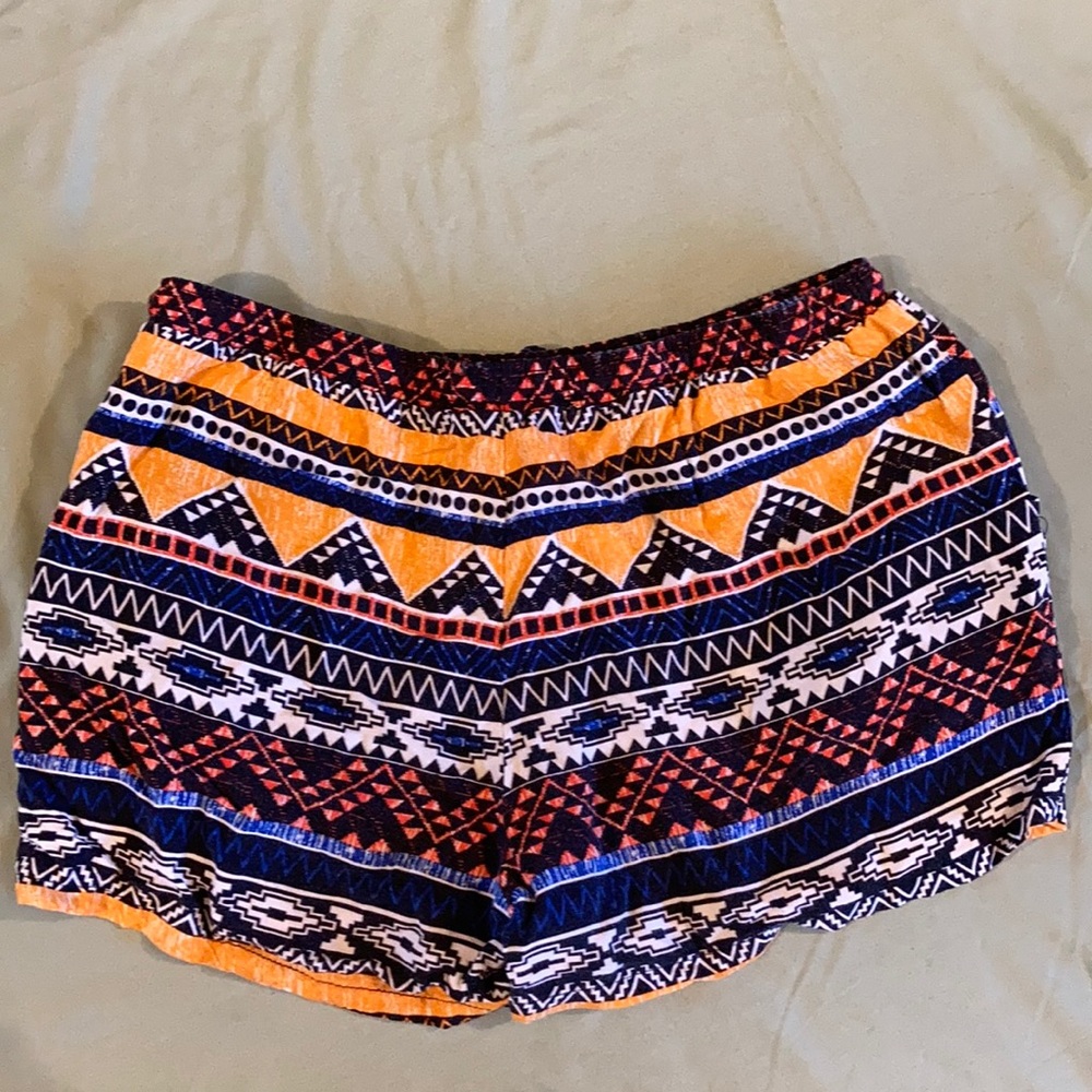 Colorful Aztec Style Short - Picture 2 of 5